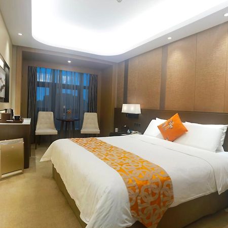 Jin Jiang Pine City Hotel Shanghai Exteriör bild