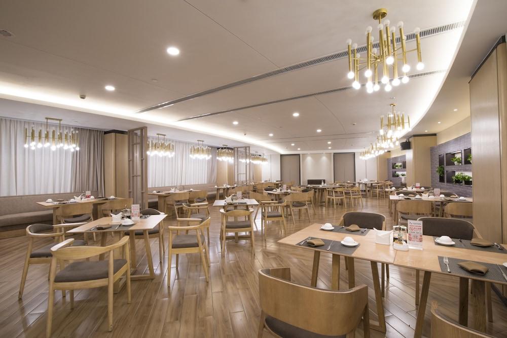 Jin Jiang Pine City Hotel Shanghai Exteriör bild