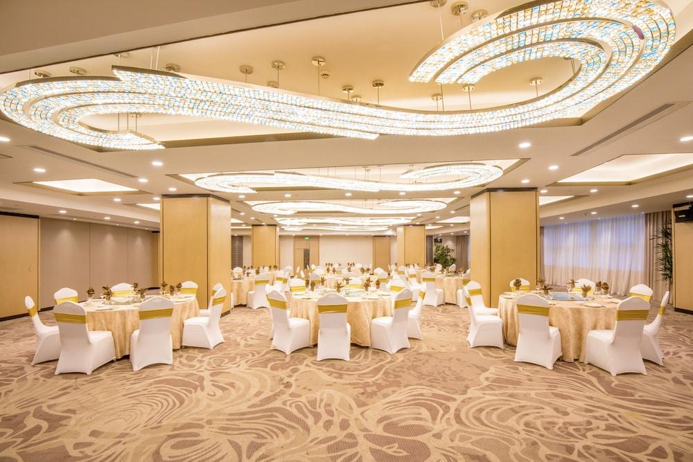 Jin Jiang Pine City Hotel Shanghai Exteriör bild