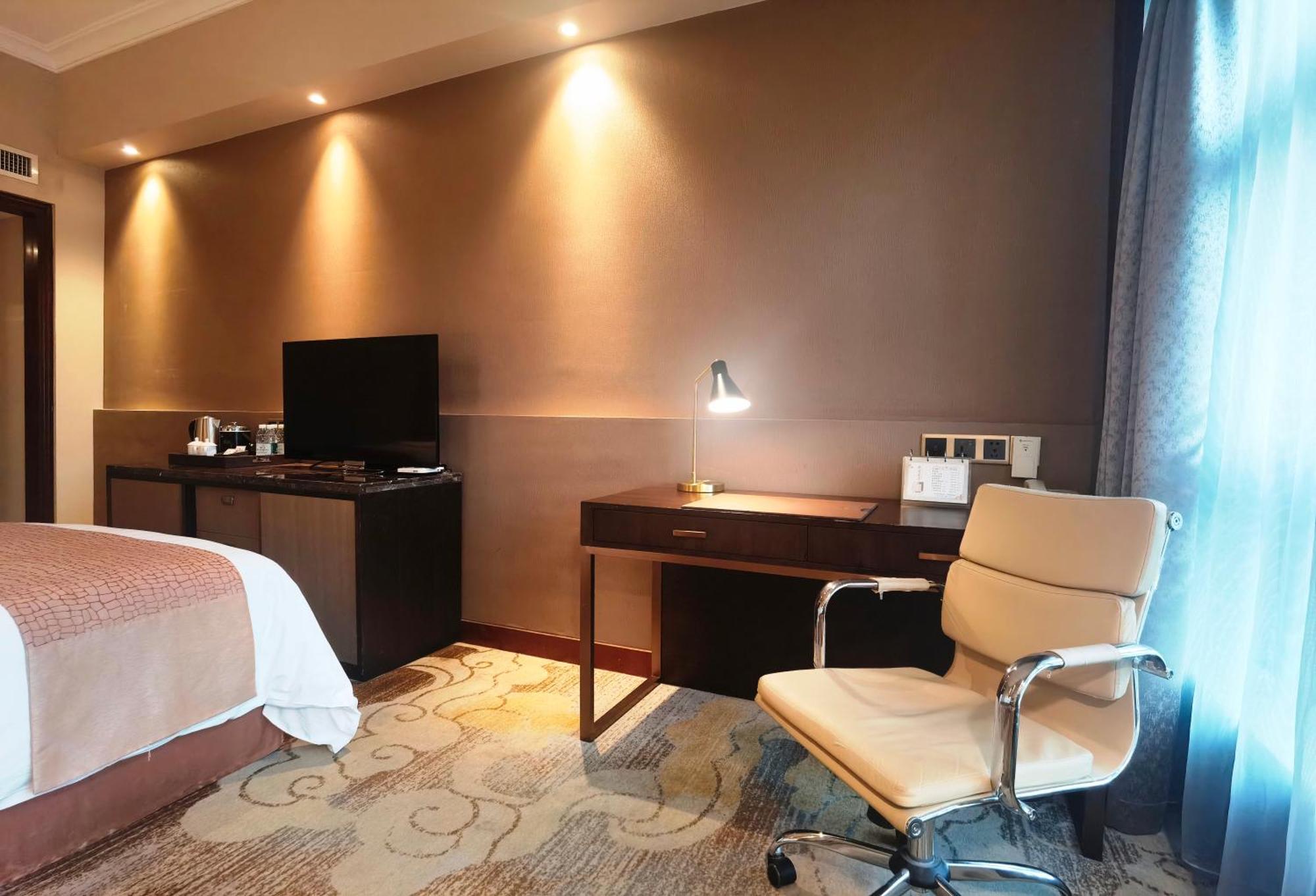 Jin Jiang Pine City Hotel Shanghai Exteriör bild