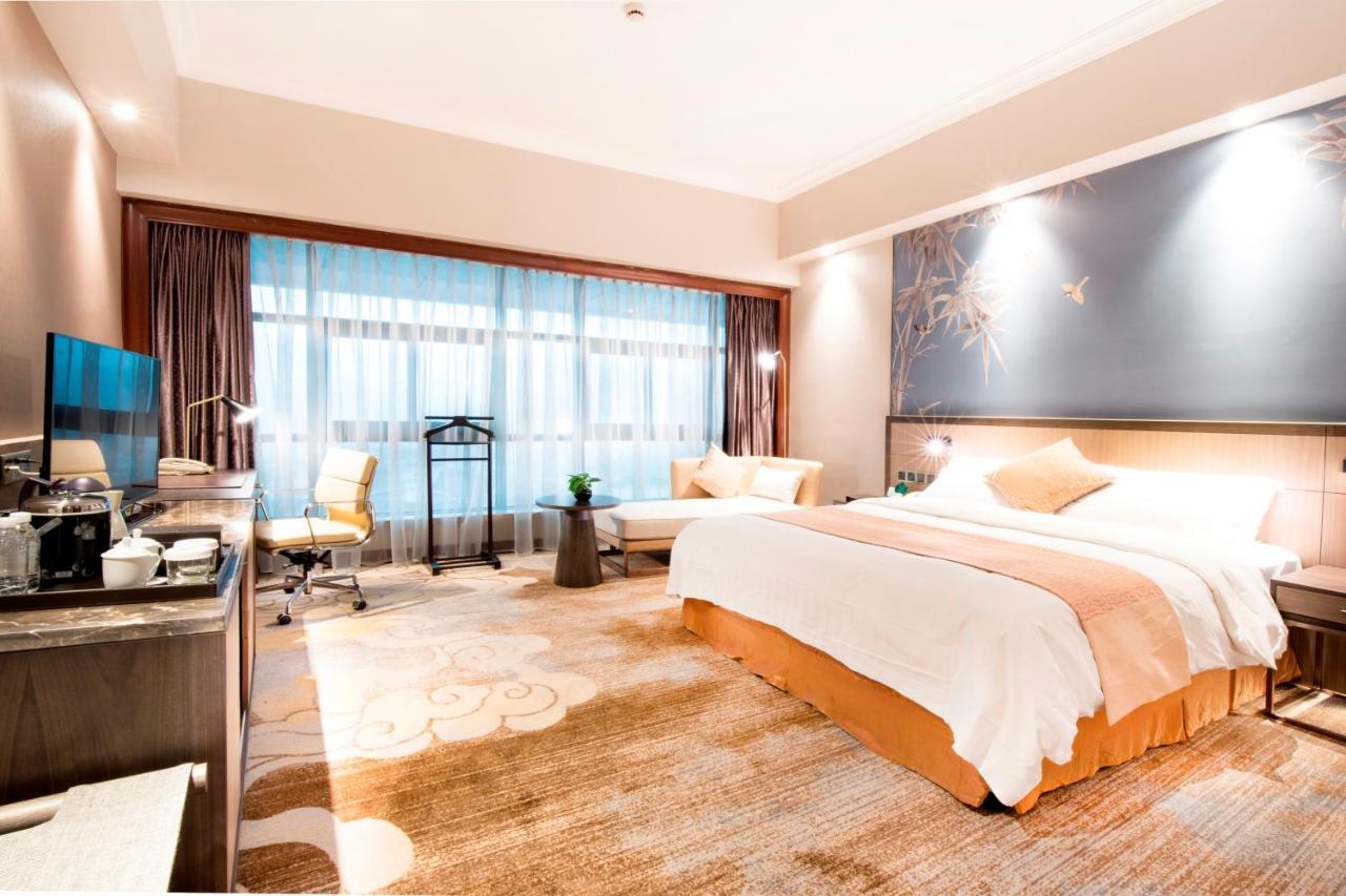 Jin Jiang Pine City Hotel Shanghai Exteriör bild